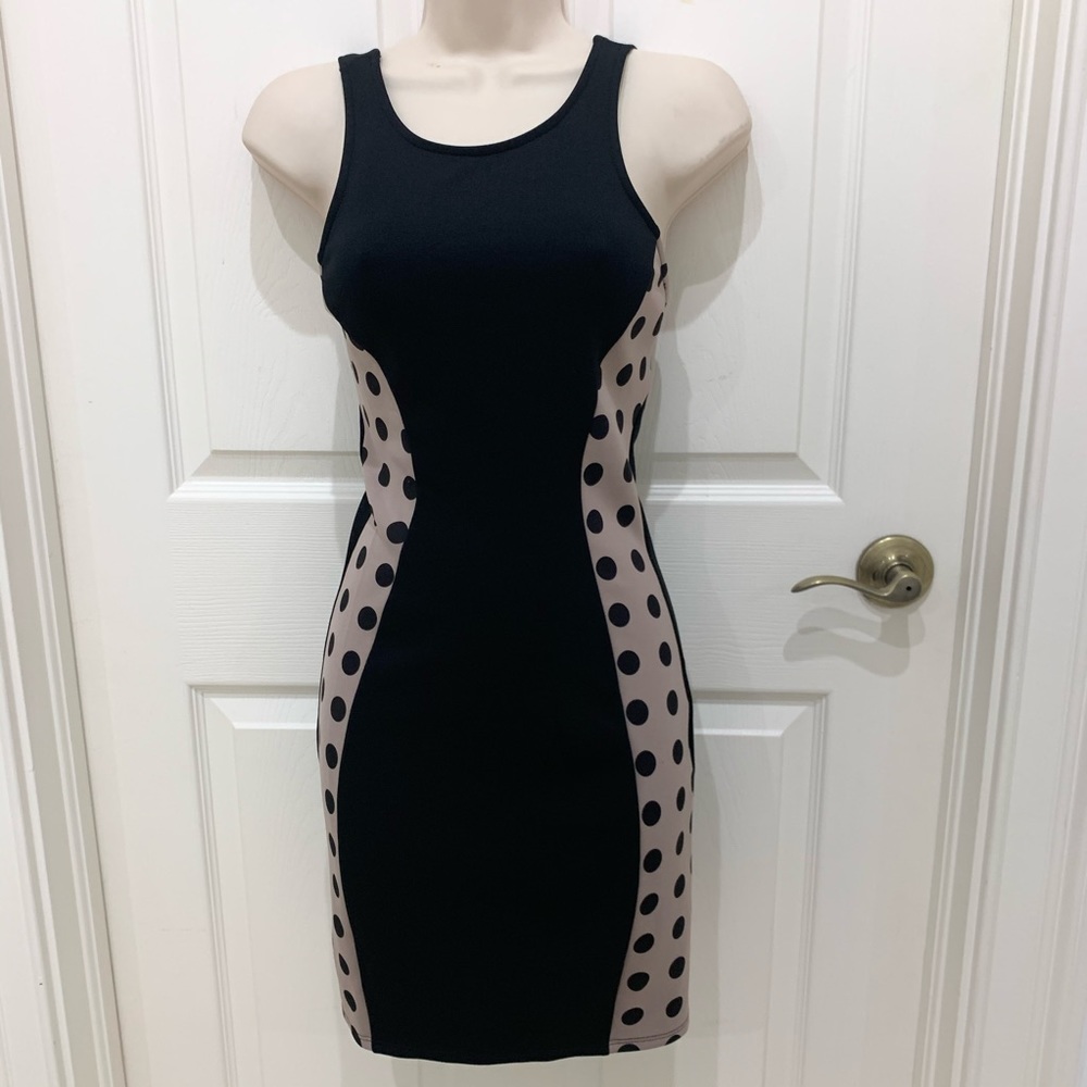 Black dress polkadot details